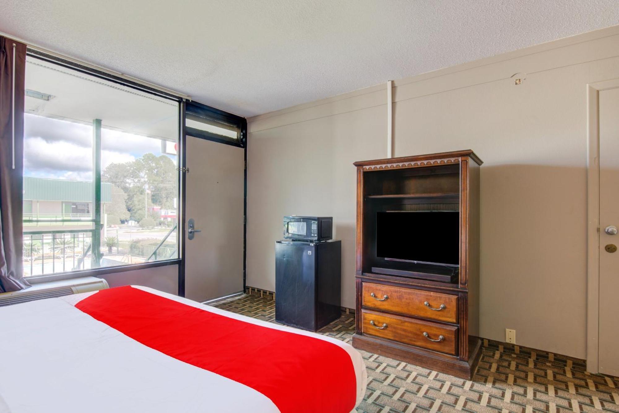 Oyo Ga Us-441 Hotel